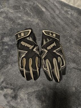 Franklin Black and White Batting Gloves